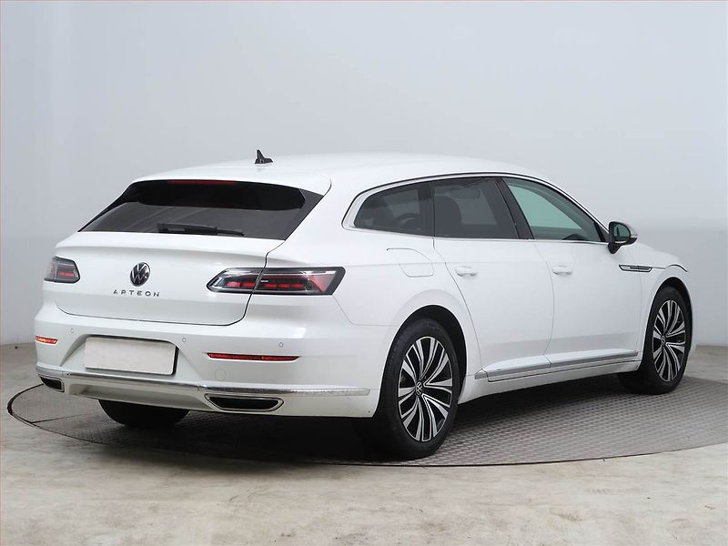 Volkswagen Arteon (2022) 2.0 TDI - fotka 5 z 17