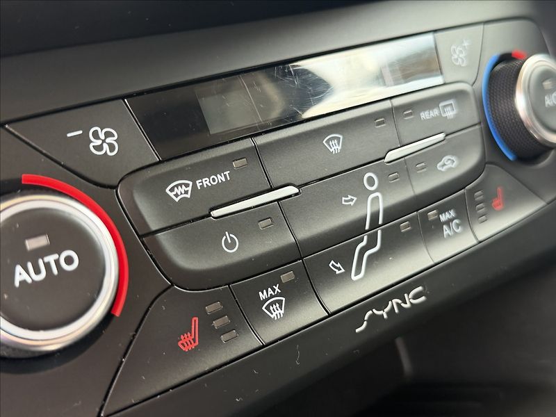 Ford Focus 1,5 TDCi - fotka 14 z 25