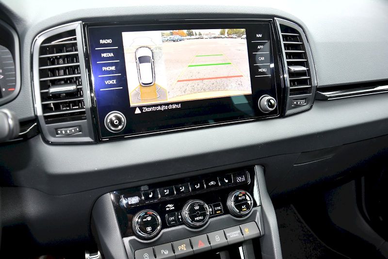 Škoda Karoq (2026) SportLine 1,5 TSI 110 kW 7 AP - fotka 11 z 20