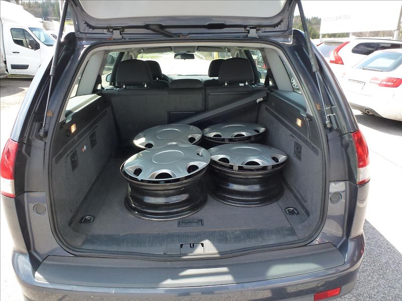 Opel Vectra 1,9 CDTi Wagon Station - fotka 20 z 44