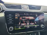 Škoda Superb 2.0 TDi/147kW Sportline DSG - náhled 23