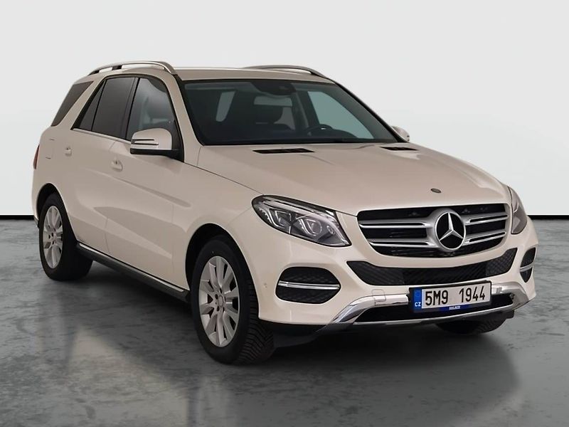 Mercedes-Benz GLE (2016) 350 d - fotka 1 z 24