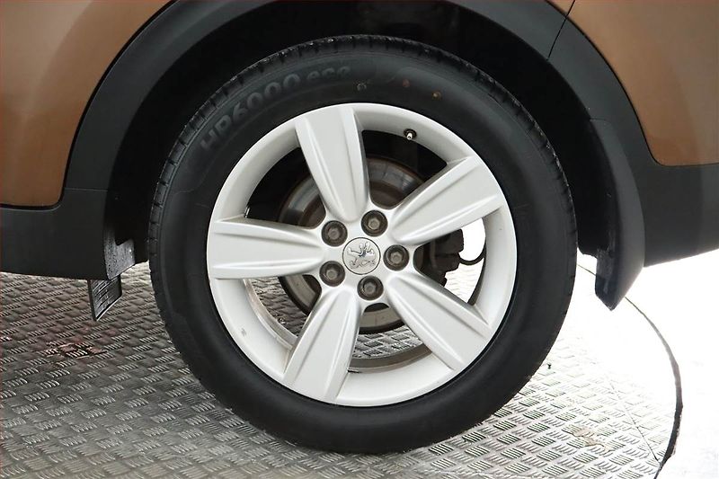 Kia Sportage (2016) 2.0 CRDi, 4X4, Navi, Tempomat - fotka 15 z 23