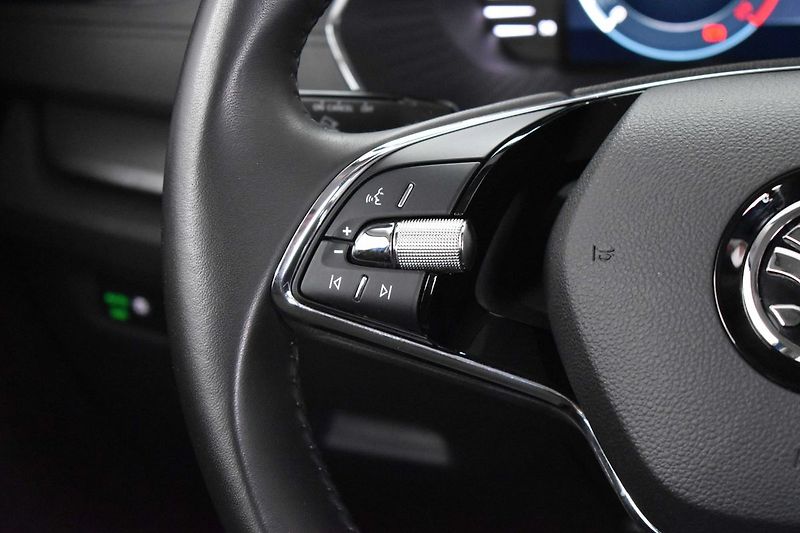 Škoda Octavia 2.0 TDI AMBITION+*DPH*ČR 1.MAJ - fotka 16 z 37