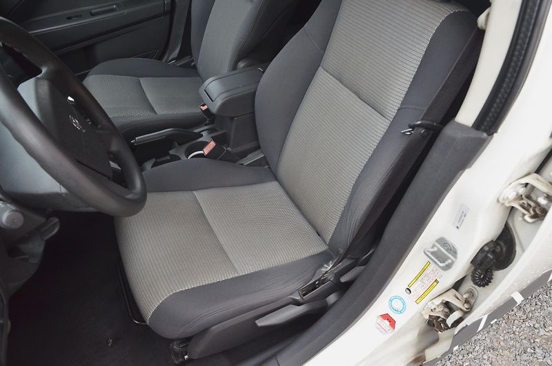 Dodge Caliber (2007) 2.0 CRD 103kW / ČR / TAŽNÉ - fotka 15 z 25