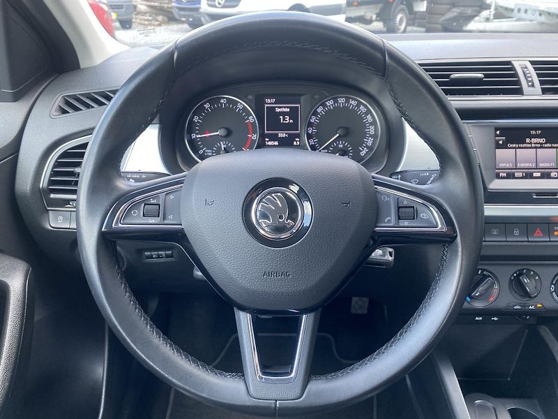 Škoda Fabia 1.2 TSI 66kW - ALU - PDC - fotka 15 z 41