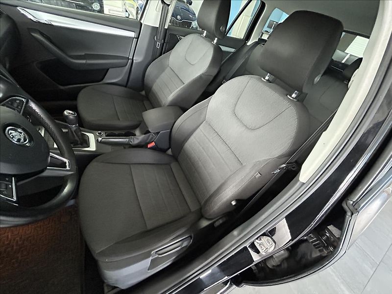 Škoda Octavia 2,0   TDI 110kW,ELEGANCE,ČR - fotka 23 z 27