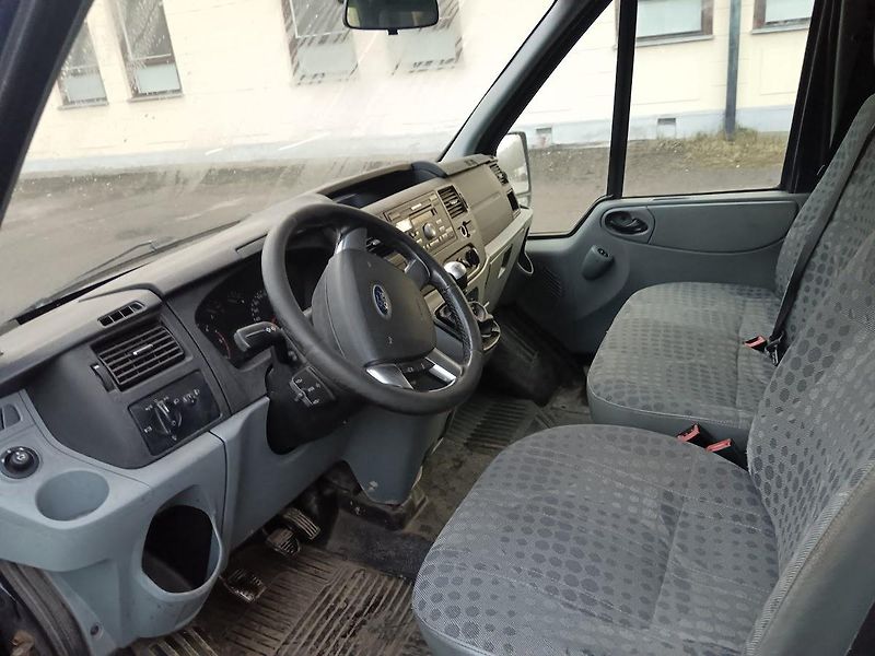 Ford Transit (2009) 300M  85 kw 9 míst odpočet - fotka 9 z 11