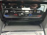 Volkswagen Passat (2021) 2.0TDi, ČR, Elegance, DSG - náhled 16