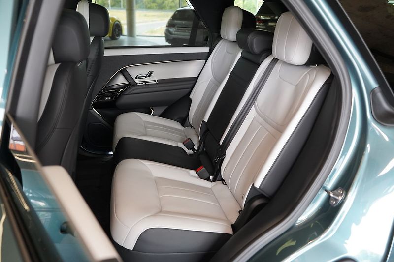 Land Rover Range Rover Sport P460e Dynamic SE, Masáž, Tažné - fotka 47 z 50