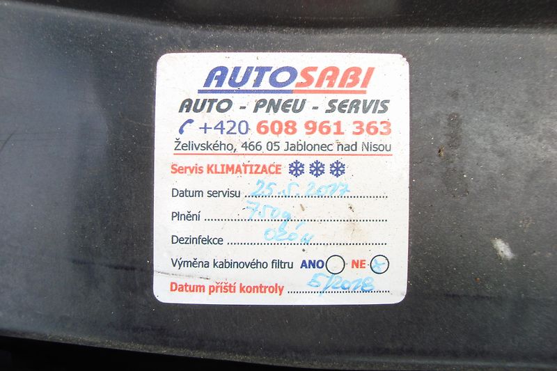 Volkswagen Golf (1998) 1.9 TDi,81 kw - fotka 27 z 35