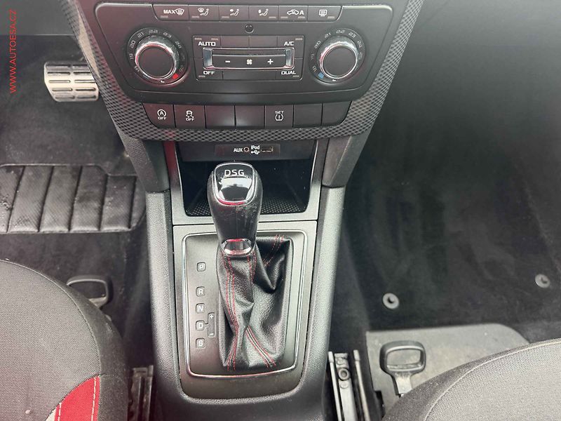 Škoda Yeti (2016) 1.2 TSi, Monte Carlo, DSG - fotka 15 z 17