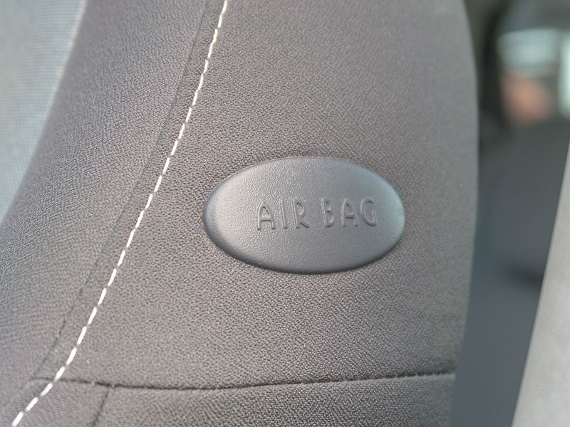 Renault Modus (2008) 1.2i 55KW – PO ROZVODECH - fotka 27 z 38