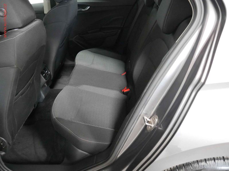 Škoda Fabia (2023) 1.0 TSi, ČR, servis.kniha - fotka 10 z 20