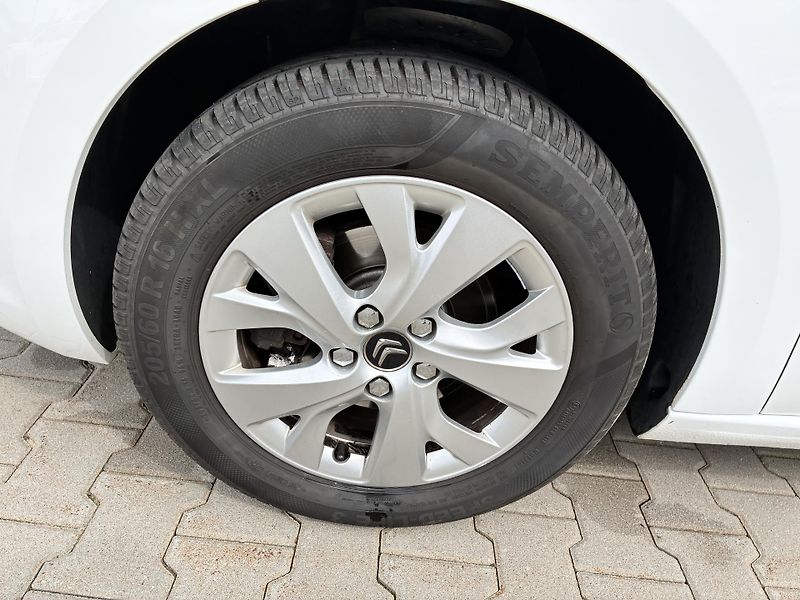 Citroën C4 Picasso 1.6HDi 85kW NAVIGACE,TAŽNÉ - fotka 28 z 30