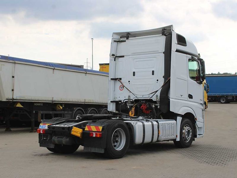 Mercedes-Benz Actros 1845, EURO 6 - fotka 3 z 17