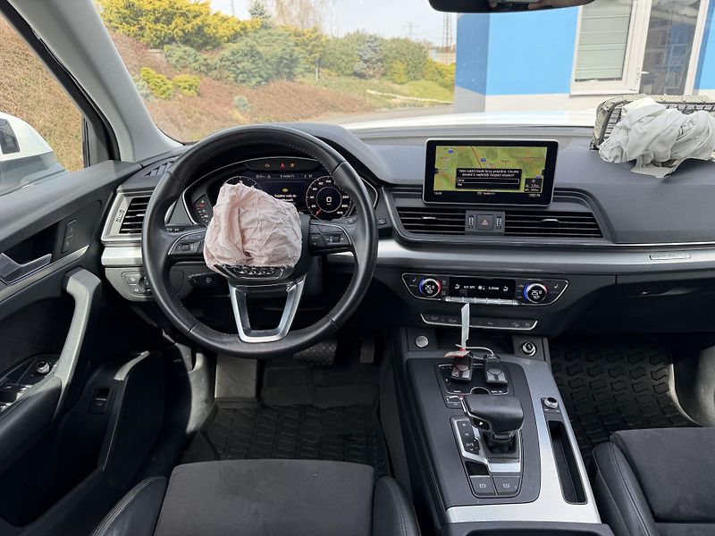 Audi Q5 40TDi QUATTRO SPORT závěs nav  - fotka 9 z 19