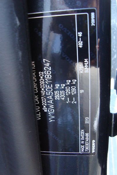 Volvo V60 (2013) PLUG-IN-HYBRID,2.4D6,AWD,158kW - fotka 32 z 78