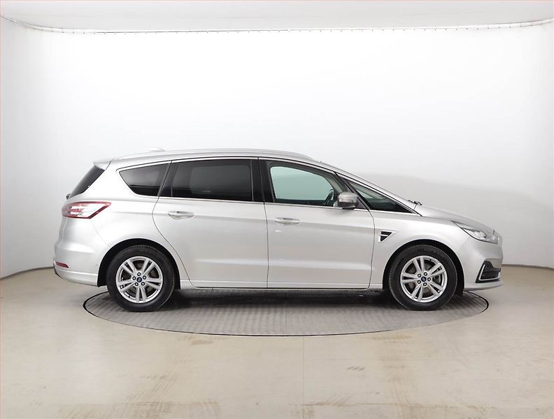 Ford S-MAX (2021) Titanium 2.0 TDCi, Automat - fotka 6 z 25