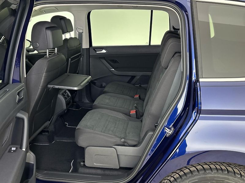 Volkswagen Touran (2025) MPV - fotka 8 z 29