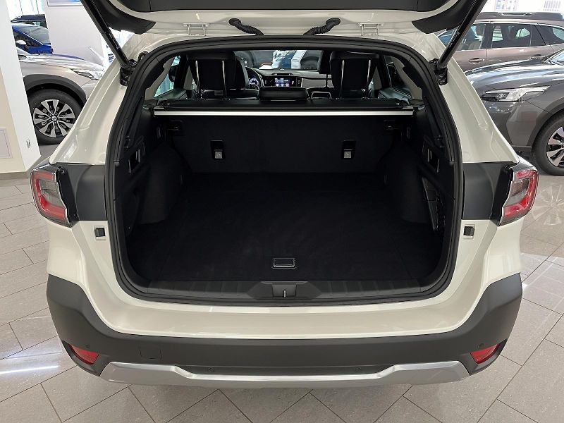 Subaru Outback (2026) 2.5i-T Touring Lineartronic - fotka 17 z 21