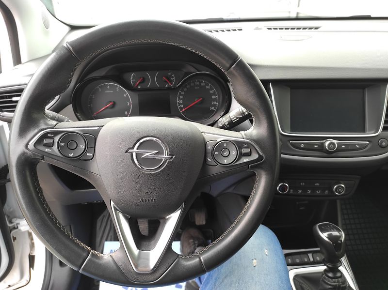 Opel Crossland 1,2Turbo 81kW,S/S,Elegance,ČR - fotka 16 z 44