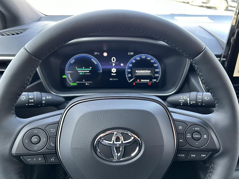 Toyota Corolla (2026) TS LIMITED EDITION 1,8 HEV AT - fotka 6 z 14