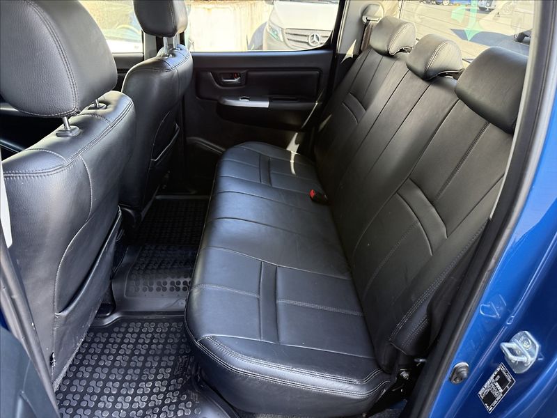 Toyota Hilux 3,0 D-4D PŘÍPRAVA DO PRODEJE - fotka 21 z 25