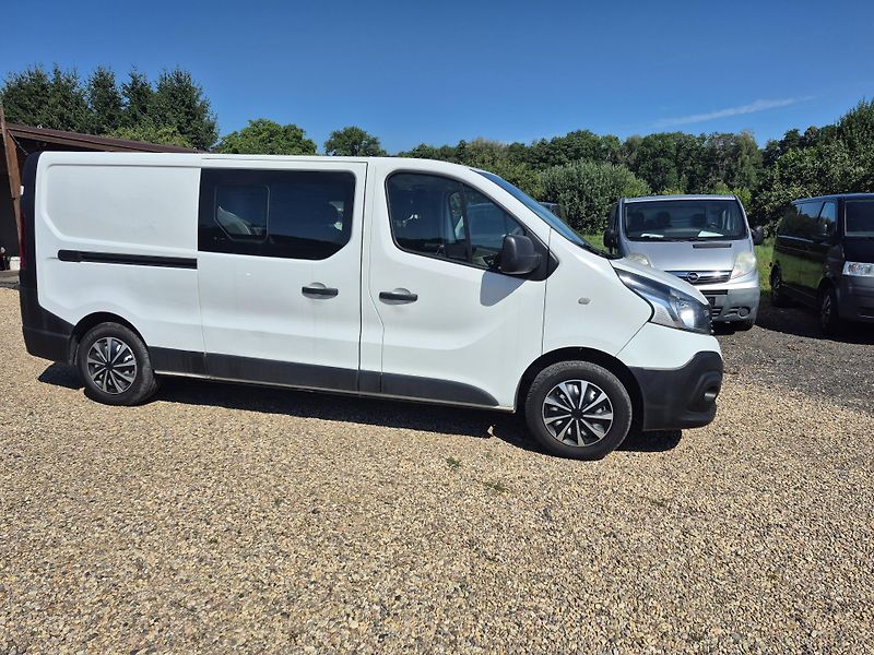 Renault Trafic (2018) 1.6Dci L2H1 6 Míst - fotka 2 z 26