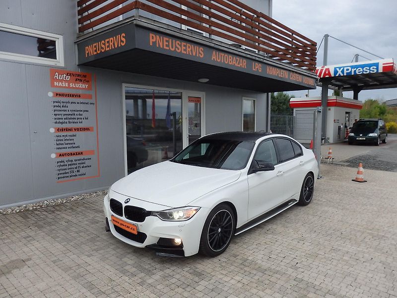 BMW Řada 3 320D 135 kW XENONY, NAVI, DVD - fotka 1 z 19