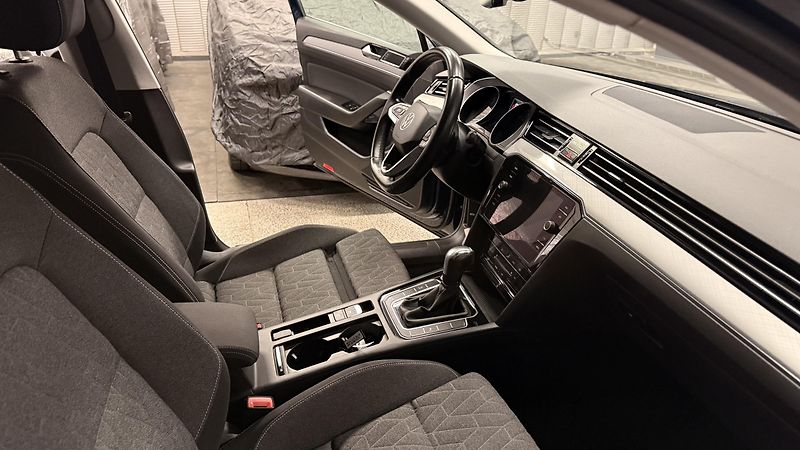 Volkswagen Passat (2023) 2.0TDI,DSG,ZÁRUKA,LED,DIESEL - fotka 22 z 60