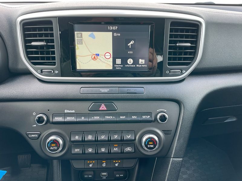 Kia Sportage (2019) 1.6GDi Exclusive! ČR+1.maj.! - fotka 14 z 35