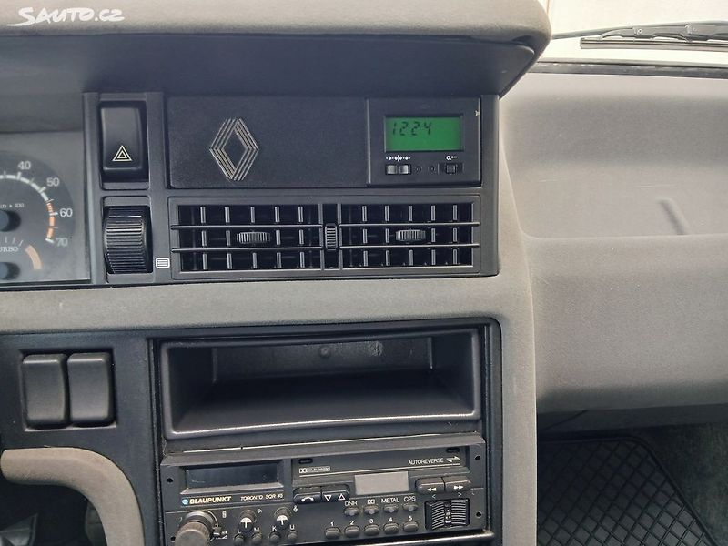 Renault Fuego TURBO 97kW - fotka 15 z 22
