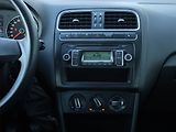 Volkswagen Polo (2009) 1.4, Vyhř. sedaček - náhled 12