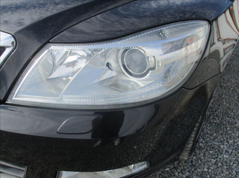 Škoda Octavia 1,4 TSI, serviska,tažné,1.maj, - fotka 22 z 32