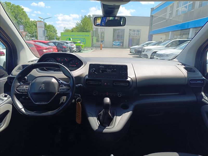 Peugeot Rifter 1,5 BlueHDi Active - fotka 12 z 19