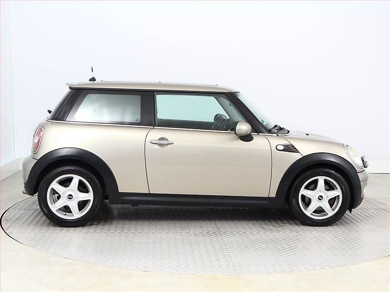 Mini Ostatní (2009) Cooper, po STK, za dobrou cenu - fotka 6 z 13