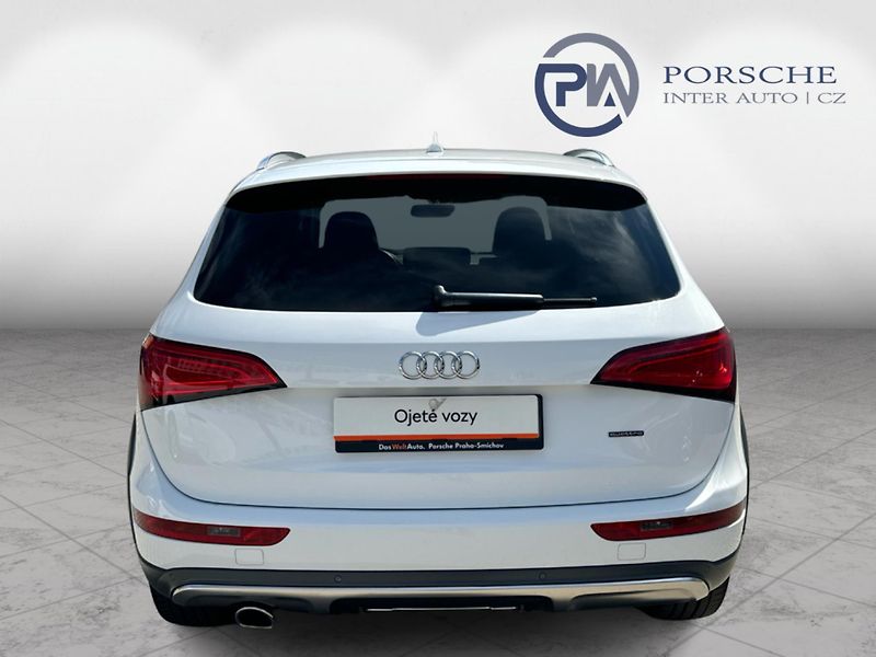 Audi Q5 A 2.0 TDi 140kW S tronic - fotka 5 z 20