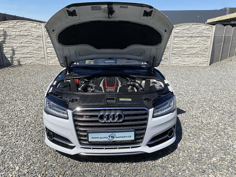 Audi A8 S8 4.0i V8 520PS CZ DPH EXTRA! - fotka 82 z 176