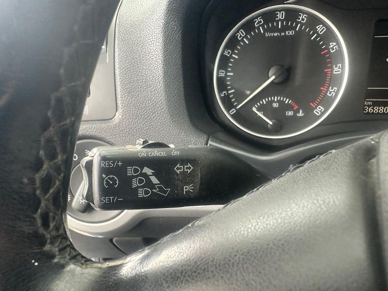 Škoda Octavia (2010) 1.6TDi, 77KW, TEMP., VYHŘ.SED. - fotka 21 z 26