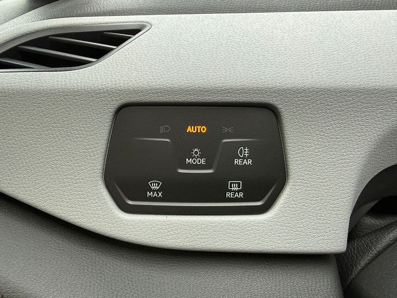 Volkswagen ID.3 Pro 150 kW 360° kamera 62kWh - fotka 31 z 37