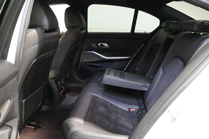 BMW Řada 3 M340XD,HUD,H/K,CARBON STŘECHA - fotka 19 z 40