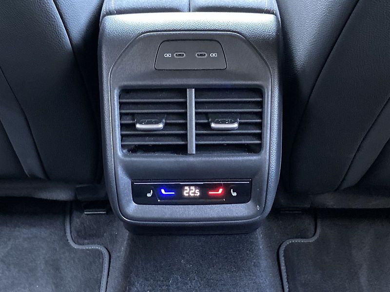 Škoda Superb (2025) Combi 2.0 TDI 4x4 DSG Sportlin - fotka 31 z 41
