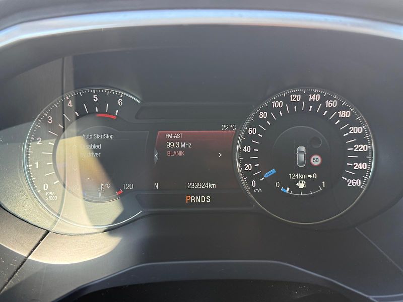 Ford Galaxy 2,0 TDCi 110kW Titanium AT - fotka 16 z 29