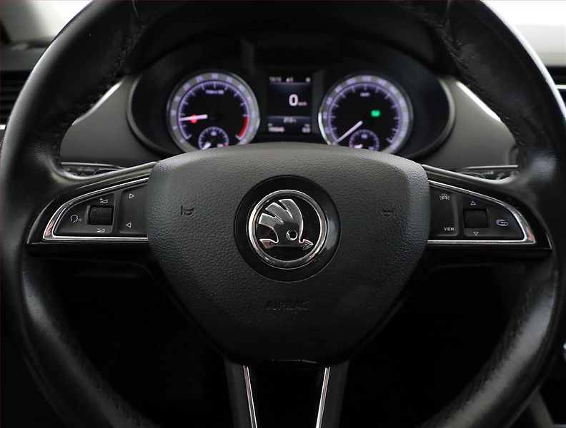 Škoda Octavia (2019) Style 2.0 TDI, Automat - fotka 8 z 16