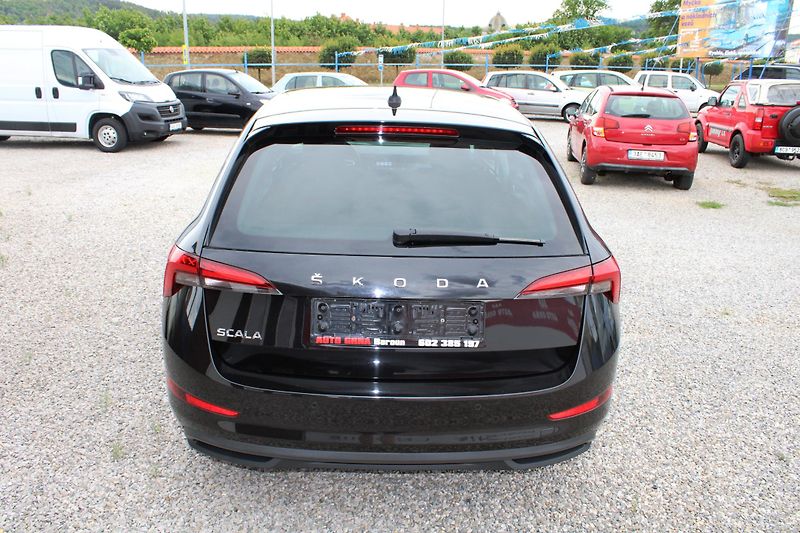 Škoda Scala (2020) 1,0TSI KLIMA LED TEMPOMAT ALU - fotka 6 z 16