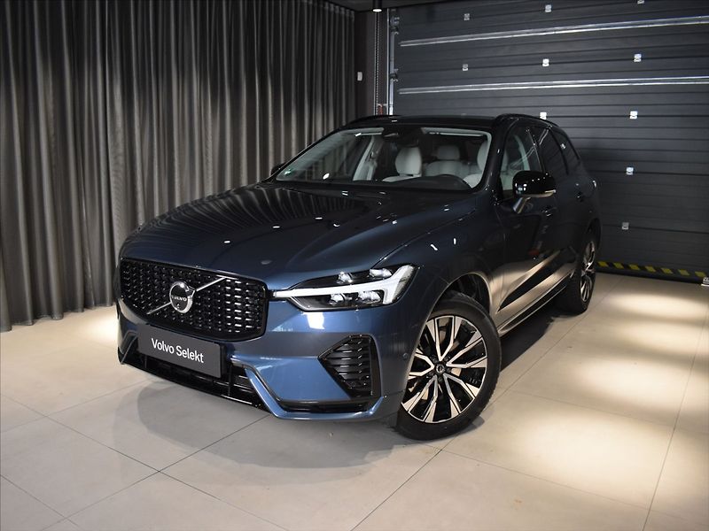 Volvo XC60 2,0 B4 AWD Plus dark Bezklíč - fotografie inzerátu