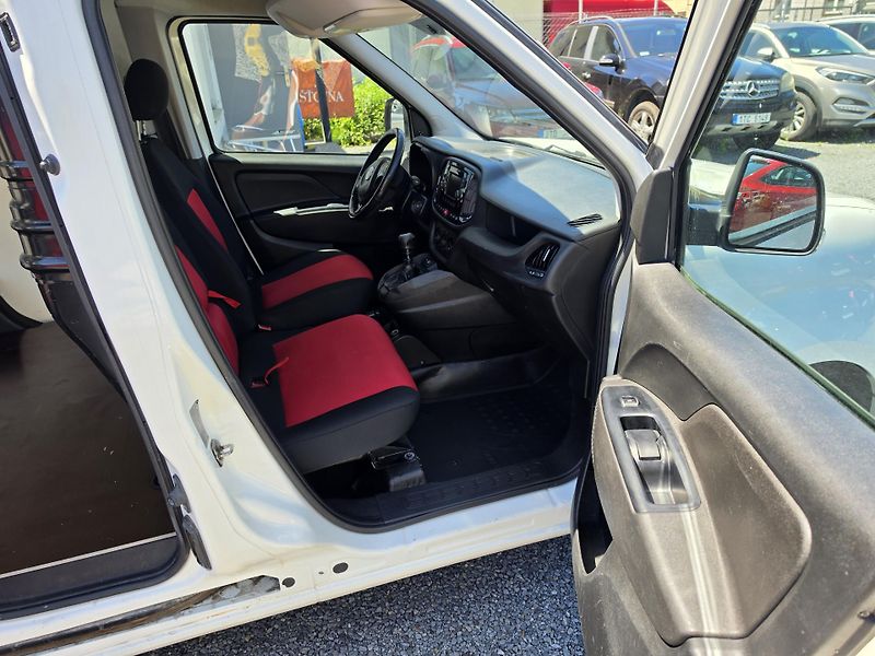 Fiat Dobló 1.3 JTD Kamera TZ Webasto Maxi - fotka 10 z 23