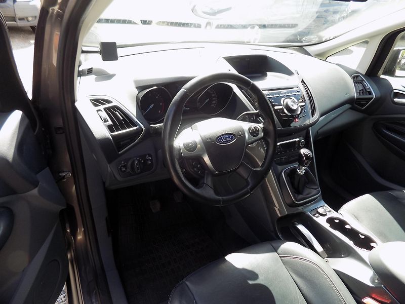 Ford Grand C-MAX 2,2 TDCI 103 KW AUTO/AC, TEMP - fotka 20 z 45