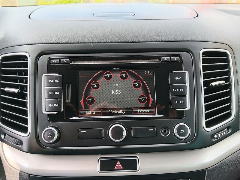 Seat Alhambra (2013) - fotka 30 z 45